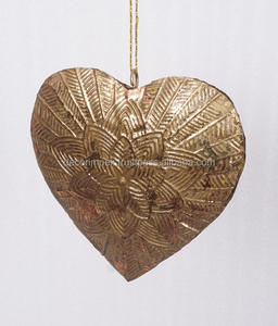 Adornos decorativos de farol de hierro hechos a mano modernos con acabado dorado y plateado para la decoración del hogar del festival - Product Image 1