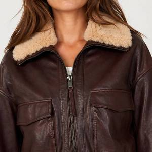 Veste de moto en cuir d'agneau bordeaux pour femme avec col en peau de mouton respirante - Veste en cuir bordeaux - Product Image 4