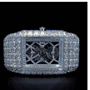 Montre de haute qualité personnalisée, sertie de diamants de laboratoire, en acier inoxydable, de la meilleure qualité, pour hommes - Product Image 4