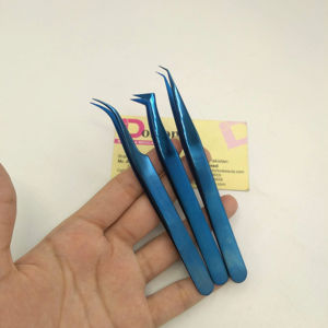 Pinzas para Extensión de Pestañas de Titanio Azul Mate, Sostenibles, con Punta de Plasma Brillante Personalizada, Pinzas para Volumen - Product Image 1