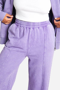 Ensemble deux pièces sur mesure pour femme, style streetwear, en coton 100%, avec dentelle, strass et broderies, couleur unie, logo personnalisé - Product Image 6