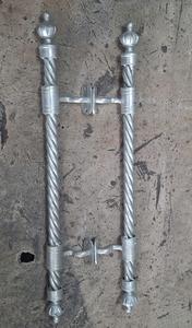 Poignée de porte décorative de luxe en fer forgé moderne faite à la main pour les portes d'entrée principales des hôtels et des villas - Product Image 5