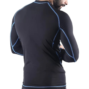 T-shirt de compression pour homme coupe musclée en tissu extensible avancé, idéal pour l'entraînement en salle de sport, personnalisable avec logo, marque privée, vente en gros - Offre Spéciale - Product Image 3