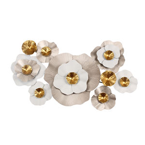 Sculpture murale en métal contemporaine haut de gamme, peinte à la main avec des paillettes dorées, ensemble d'art mural circulaire pour la décoration intérieure créative de la maison - Product Image 3