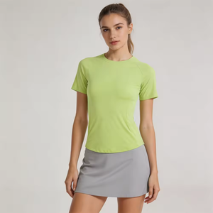 Camiseta Deportiva de Manga Corta para Mujer, con Logotipo Personalizado, Diseño de Malla, Cuello Redondo, 100% Poliéster, Absorbe la Humedad, para Yoga, Fitness y Tenis - Product Image 3