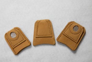 AA0249 Resin Thimble | Fancy Style Portable Eco-Friendly Durable Sew on Embroidery Craft Tool - Product Image 4