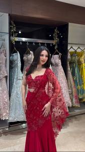 ชุดเลเฮนกาสีแดงสำหรับงานปาร์ตี้ พร้อมเสื้อคลุม ผ้าเนื้อยืด ไม่ยับ แห้งเร็ว ใส่ได้สองด้าน ความยาวระดับข้อเท้า - Product Image 3