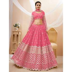 Séduisante Paillettes Roses Georgette Demoiselle D'honneur Lehenga Choli Avec Dupatta - Product Image 1