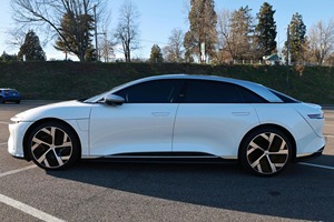 2022 Lucid Air Dream Edition Performance - Product Image 2