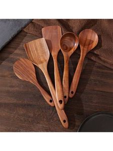 Ensemble de couverts en bois naturel finition mate, réutilisables, design minimaliste pour le camping, la maison, les restaurants – Ensemble fourchette et cuillère - Product Image 6