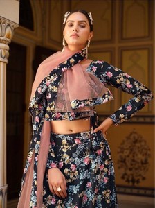 Lehenga Choli Moderno de Seda Semi-Cosido con Estampado Floral para Bodas, Diwali y Fiestas - Product Image 2