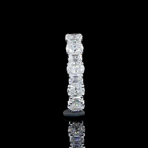 Bague de fiançailles et de mariage classique en diamant de forme mixte ovale et émeraude certifiée IGI de 1,50 carat pour femme, bijoux fins - Product Image 4