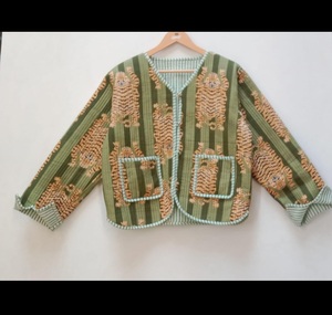 Chaqueta Acolchada para Mujer, Cuello en V, Manga Larga, Estampado Animal, Patrón de Tigre Naranja y Rosa, Poliéster, Abrigo de Otoño - Product Image 2