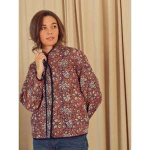 Chaqueta Bohemia Suzani para Mujer, Color Rojo Óxido, Estampado Floral, Estilo Étnico, Chaqueta Acolchada Ligera, Venta al por Mayor - Product Image 1