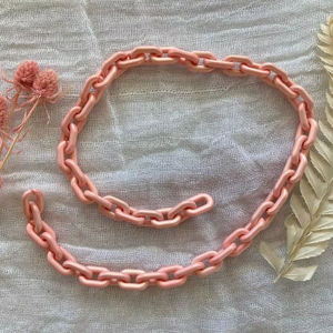 Décoration murale en chaîne maillons personnalisée faite à la main en résine acrylique pour la maison, les entreprises, les mariages, Noël – La pièce la plus adorable - Product Image 1