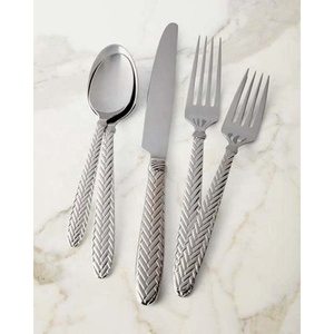 Juego de cubiertos de plata de acero inoxidable resistente al por mayor, incluye tenedores, cucharas, cuchillos para carne para restaurantes, bodas - Product Image 4