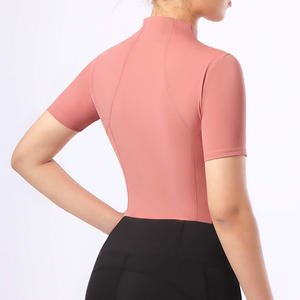 Calidad premium con material duradero para un uso prolongado y cómodo: pantalones Jodhpur y Breeches, y camisetas de capa base. - Product Image 2