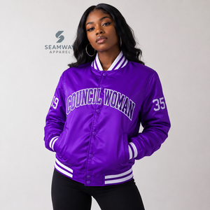 Chaqueta Universitaria Morada de Satén para Mujer NCNW con Botones a Presión, Letras Griegas Bordadas, Cuello y Puños de Punto a Rayas, Ropa Universitaria - Product Image 5