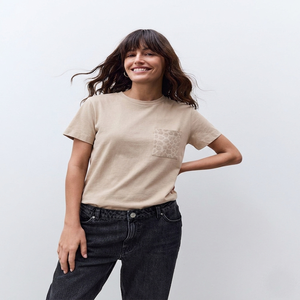 Casual Women's Embellished Leopard Pocket T-Shirts 100% Cotton Breathable Short Sleeve Slim Fit Women's T-Shirts Everyday Wear - Product Image 2