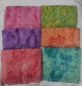 ชุดส่าหรีทรงปริซึมเสื้อเบลาส์สีตัดกันสำหรับงานลำดับสวารอฟสกี้และขอบแฟนซีสำหรับเสื้อผ้าอินเดียและปากีสถาน - Product Image 1