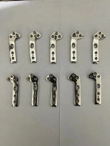 Placas de Bloqueo TPLO Premium de Acero Inoxidable, Implantes Ortopédicos Veterinarios, Sistema de Reparación del Ligamento Cruzado Canino TPLO - Product Image 2