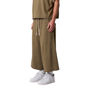 Custom Men's Olive Fleece 3/4 <b>Shorts</b> <b>Wide</b> <b>Leg</b> Loose Fit Elastic Waist Drawstring Side Pockets Casual Streetwear Wholesale <b>Shorts</b> - Product Image 3
