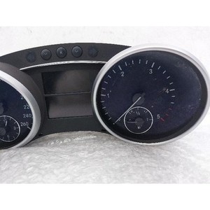 ชุดหน้าปัดเรือนไมล์แบบรวม M-class (เกจ์วัดบนแผงหน้าปัด C A1645408947) - Product Image 3