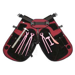 Kit d'outils de ferrage pour fermeurs avec pince de 14 pouces, tablier de sécurité, marteau de clouage, pince à clous courbée, outil de déclouage et tampon de polissage - Product Image 1