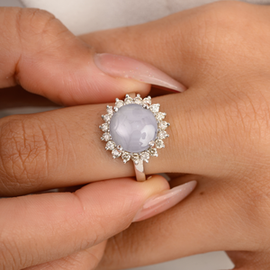Anillo de Diamantes con Cabujón de Zafiro Estrella de 4.63 Quilates en Oro Sólido de 14K - Product Image 1