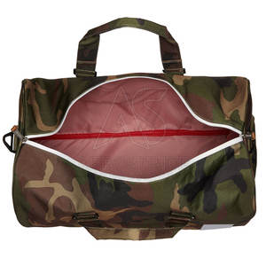 Bolsa Deportiva de Gran Capacidad para Uso en Exteriores, Personalizada, de Alta Calidad, Reutilizable, Resistente al Agua, de Nailon y Poliéster, Hecha en Pakistán - Product Image 4