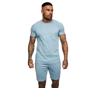 Chándal de verano 2024 para hombre, conjunto corto de dos piezas con logotipo personalizado, estilo informal de poliéster/algodón de secado rápido con patrón impreso - Product Image 3