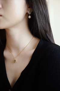 จี้เพอริดอทดีไซน์วงรี  หินประจำเดือนสิงหาคม  เงินแท้ 925 ชุบทอง 14K ของขวัญวันครบรอบสำหรับเธอ - Product Image 5