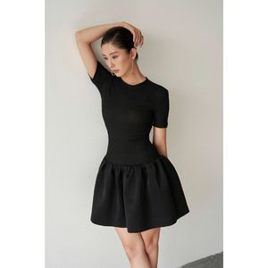 Robe mini évasée noire à taille basse, manches courtes, coupe trapèze, décontractée, pour le bureau et le quotidien [V387] - Product Image 2