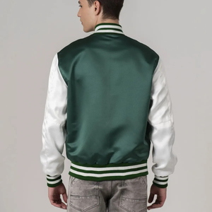 Chaqueta Varsity de Satén Premium para Hombre – Chaqueta Bomber Clásica con Cuello y Puños Acanalados a Rayas y Cierre de Botones a Presión - Product Image 2