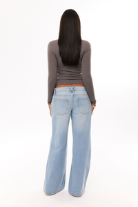 เสื้อครอปท็อปผู้หญิงสไตล์ลำลองพื้นฐาน แขนสั้น คอกลม ทรงเข้ารูป - Product Image 3