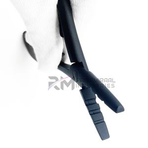 Pinza para Extensiones de Cabello RMI, Diseño Personalizado Disponible, Punta de Plasma Negra y Pinza con Empuñadura Negra - Product Image 6