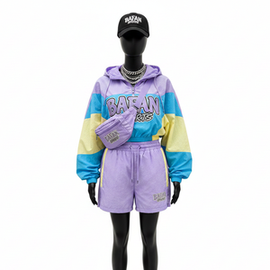 Conjunto corto cortavientos de poliéster y nailon premium para mujer, diseño de paneles en bloques de color, forro suave, logotipo bordado personalizado, talla grande - Product Image 6