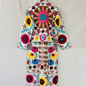 Chaqueta de algodón Suzani hecha a mano en India, chaqueta larga bordada a mano, abrigo unisex, chaqueta corta Suzani hecha a mano - Product Image 4