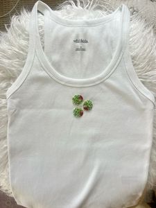 เสื้อปักลายประดับลูกปัดระดับพรีเมียม พร้อมงานปักลูกปัดสุดประณีตและรายละเอียดด้ายเส้นเล็ก - Product Image 3