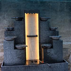 Fuente de agua de mármol montada en la pared de 5 y 6 pies, decoración exterior personalizada, moderna, grande, hecha a mano, fuente de cascada tallada en la pared. - Product Image 1