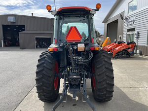 Tractor 2023 M4N-071HDC12, Equipo Premium Listo para Exportación, Suministro a Granel de Alta Resistencia - Product Image 3