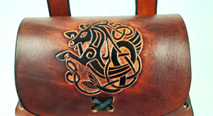 Sac de ceinture médiéval cheval celtique en cuir marron sac en cuir perforé grand Celtes Viking unisexe unique fait à la main coloré - Product Image 6