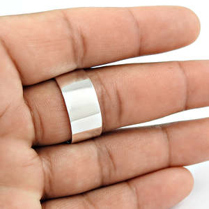 เครื่องประดับเงินแท้ 925 ทำมือ แหวนเงินหน้ากว้างผิวเรียบเนียน  มีจำหน่ายในราคาขายส่ง - Product Image 2