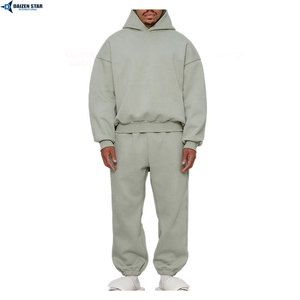 Ensemble de survêtement pour homme à capuche en deux pièces, gris, sweat-shirt et pantalon en coton, coupe classique avec logo imprimé sur le devant, décontracté, polaire pour l'hiver - Product Image 5