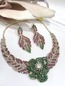 Elegante Juego de Collar y Aretes de Latón Chapado en Oro de Alta Calidad para Bodas, Fiestas, Compromisos y Uso Diario Moderno - Product Image 2