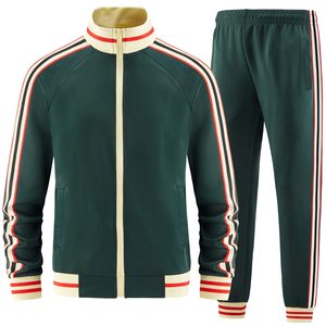 Ensemble de survêtement d'hiver à capuche en coton biologique pour femme, imprimé uni, respirant, séchage rapide, logo personnalisé, vente en gros OEM - Product Image 1