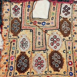 Parches Étnicos Vintage Banjara Multiusos con Bordado a Mano Indio - Product Image 1