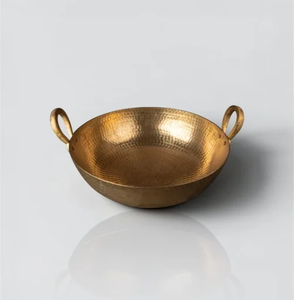 Kadahi en laiton pur martelé brillant avec deux poignées et couvercle, ustensile de cuisine chinois traditionnel pour cuisinières à gaz et à induction - Product Image 3
