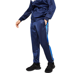Survêtements à bas prix en vente en gros, ensembles de vêtements de sport pour hommes, femmes et enfants, vêtements élégants et confortables pour l'entraînement sportif - Product Image 4