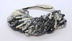 Perles Heishi en opale dendrite AAA de 6 mm, perles en opale dendrite en forme de pneu, perles de pierres précieuses de 16 pouces, opale dendrite naturelle unie Heishi - Product Image 2